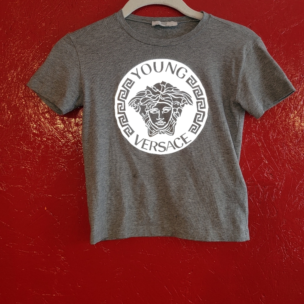 Pre - Owed Boys Versace T-shirt (gray cotton, size 5)